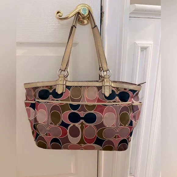 Coach authentic vintage multi-colored logo tote bag - Picture 2 of 13